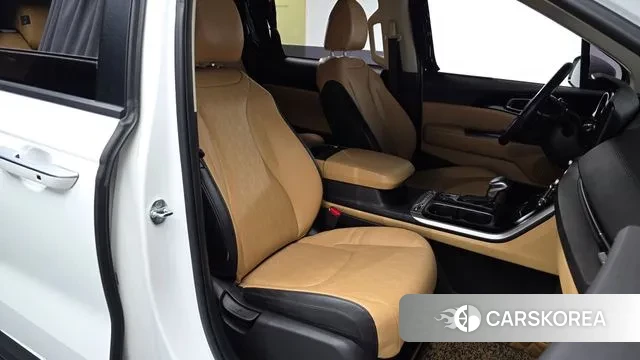 Kia Carnival 4th generation id 3650008 из Кореи 19