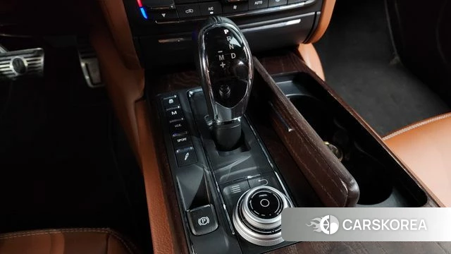 Maserati Quattroporte id 4633208 из Кореи 19