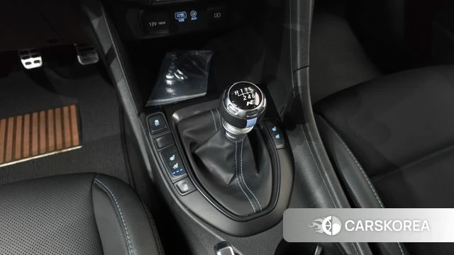 Hyundai Veloster (JS) id 4865435 из Кореи 32