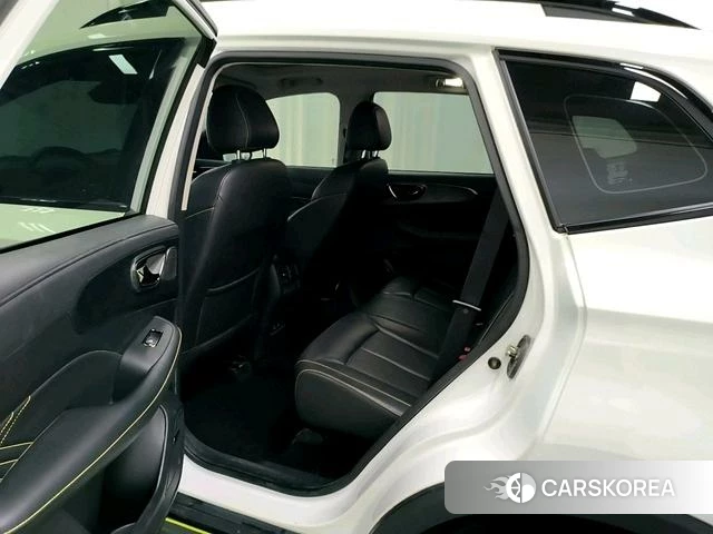 Roewe RX5 id 4210072 из Китая 19