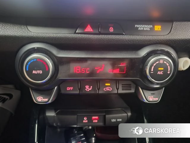 Kia Stonic id 4628696 из Кореи 17