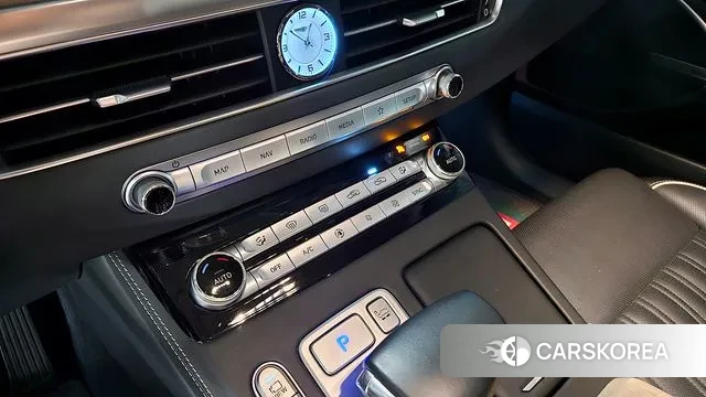 Genesis G90 id 3178949 из Кореи 18