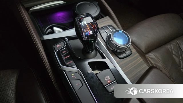 BMW 5 Series (G30) id 4019978 из Кореи 19