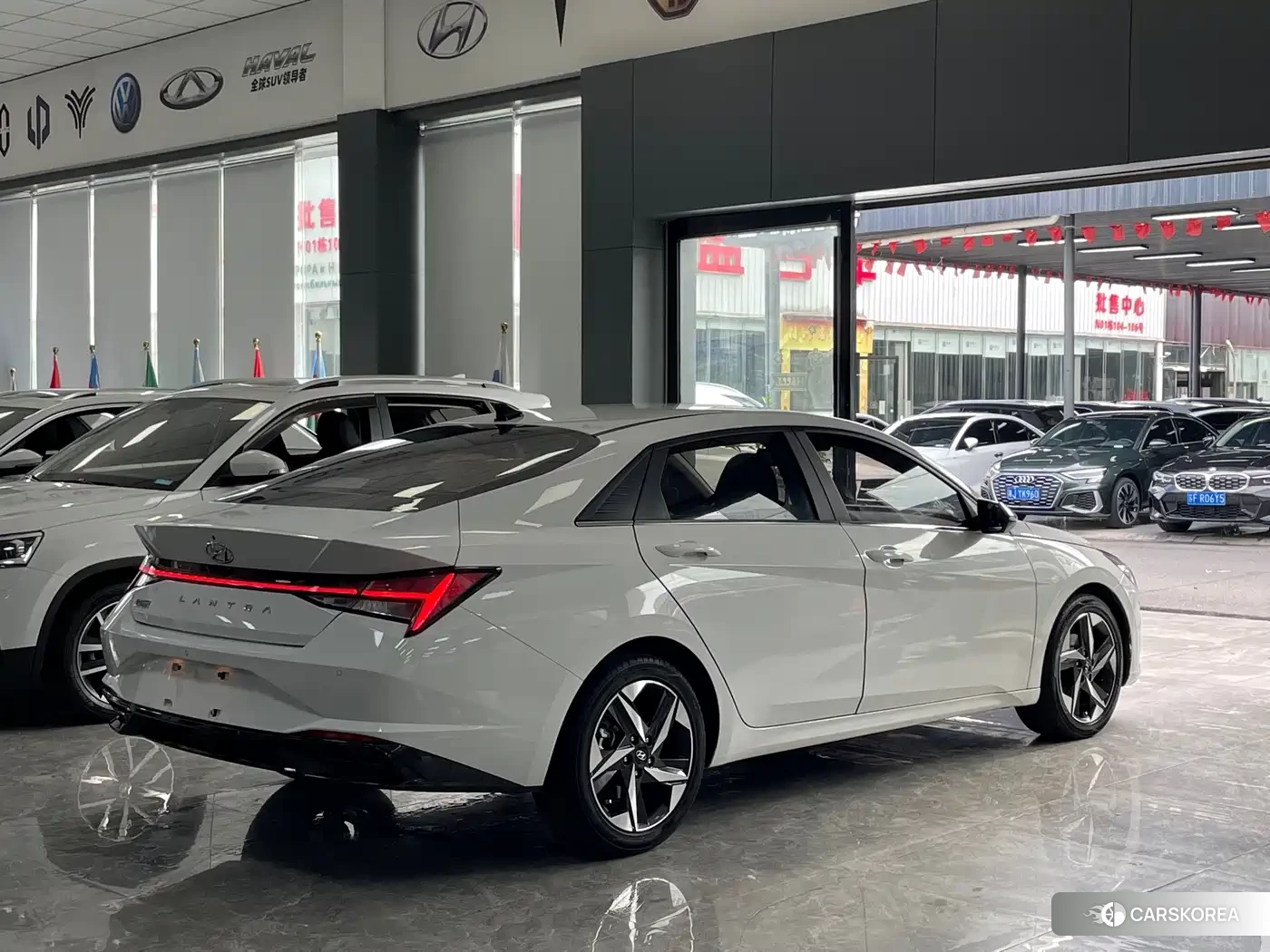 Hyundai Elantra id 4622503 из Китая 16