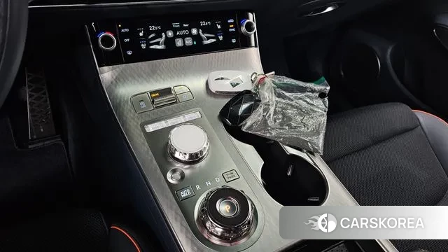 Genesis GV70 id 3580635 из Кореи 19