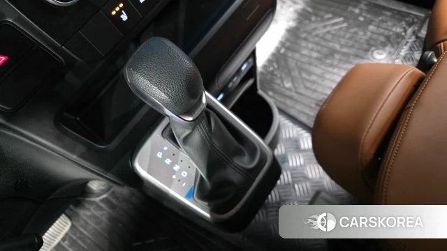 Hyundai Staria id 4324150 из Кореи 19
