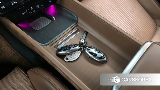 Hyundai Grandeur Hybrid (GN7) id 3639307 из Кореи 19