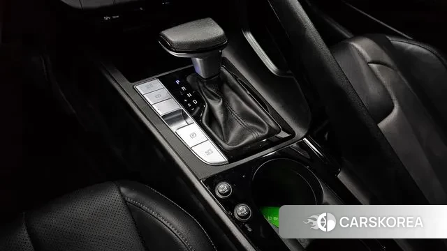 Hyundai Avante Hybrid (CN7) id 3401015 из Кореи 19