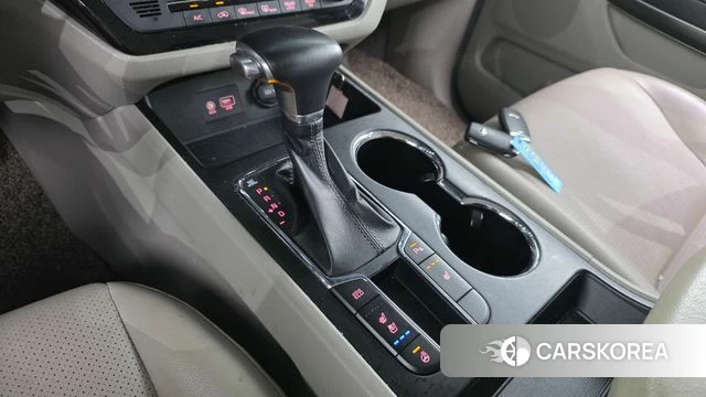 Kia The New Carnival id 4662984 из Кореи 19