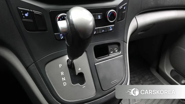 Hyundai The New Grand Starex id 4521053 из Кореи 19
