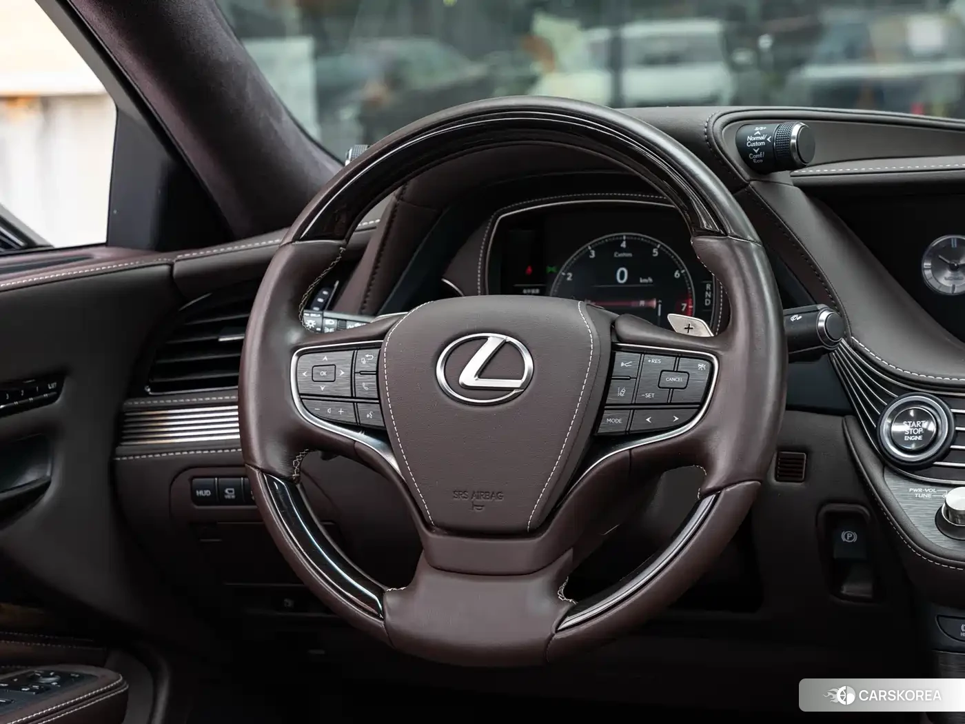 Lexus LS id 4553721 из Китая 23