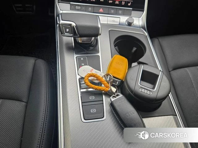 Audi A6 (C8) id 3893319 из Кореи 19