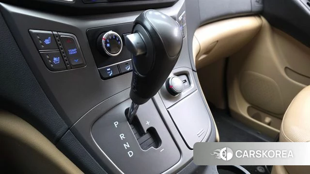 Hyundai The New Grand Starex id 3924677 из Кореи 19