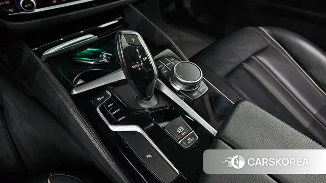 BMW 5 Series (G30) id 3368698 из Кореи 19