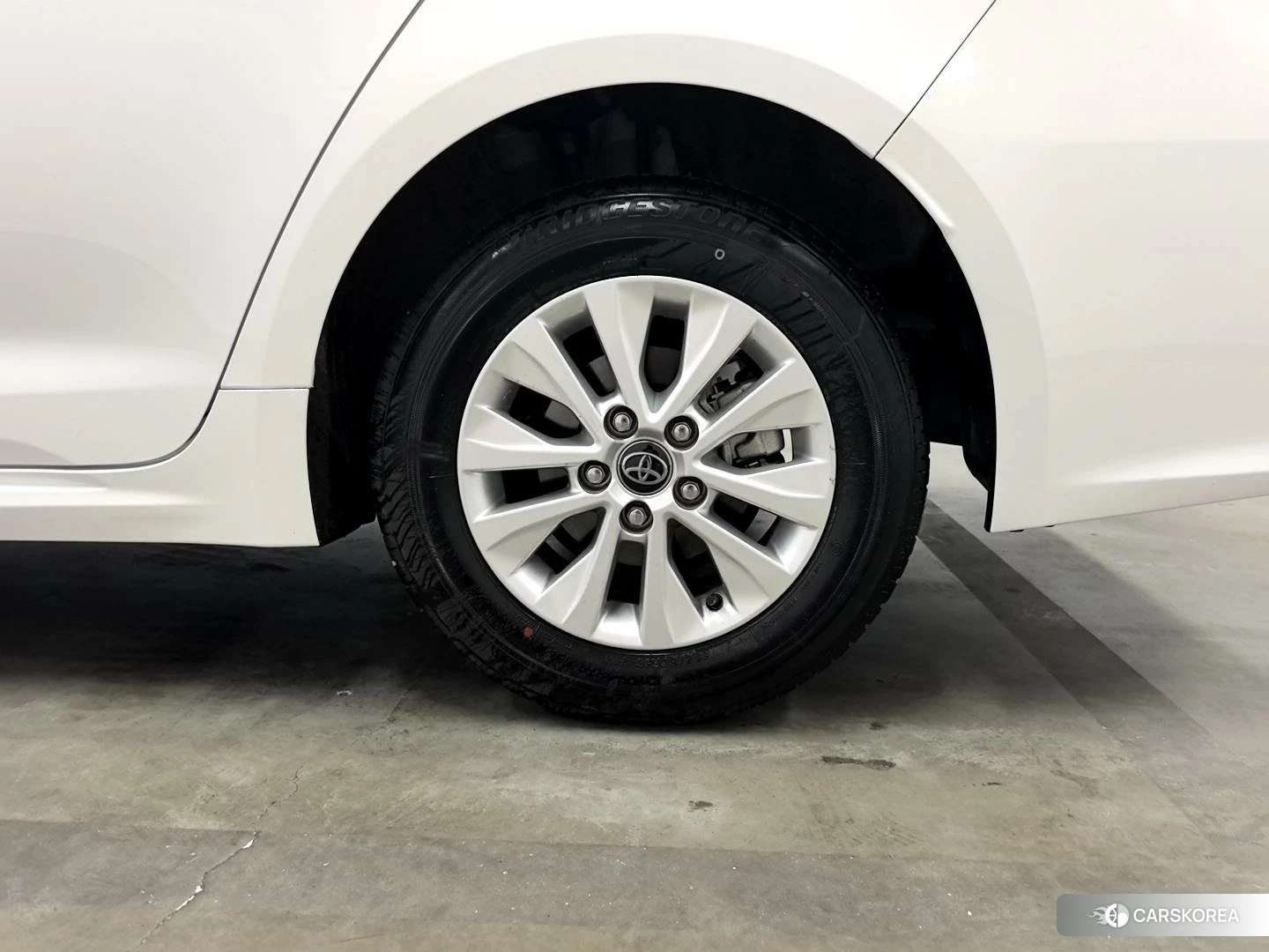 Toyota Corolla id 4468048 из Китая 19