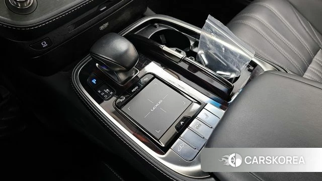 Lexus LS500h 5th generation id 3873815 из Кореи 19