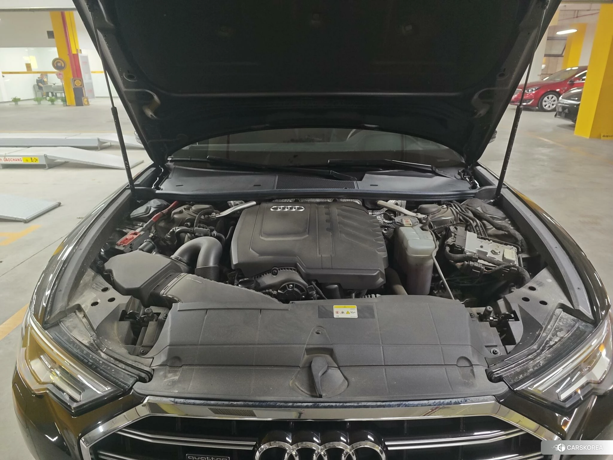 Audi A6L id 4512703 из Китая 20