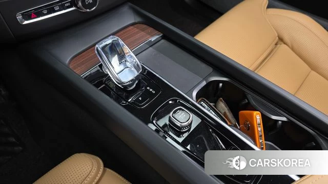 Volvo XC60 second Generation id 4527909 из Кореи 32