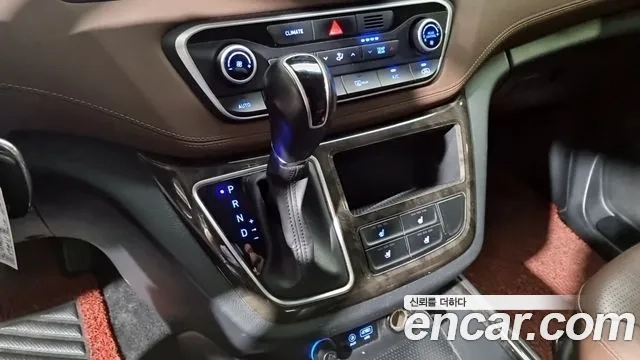 Hyundai The New Grand Starex id 2946432 из Кореи 17