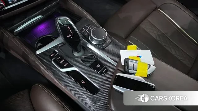 BMW 5 Series (G30) id 3701567 из Кореи 19