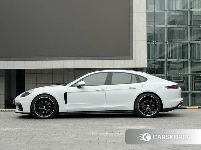 Porsche Panamera id 3939255 из Китая 14