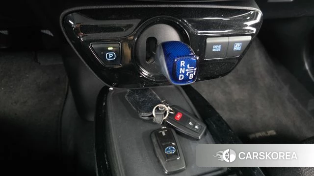 Toyota Prius 4th Generation id 4865046 из Кореи 19