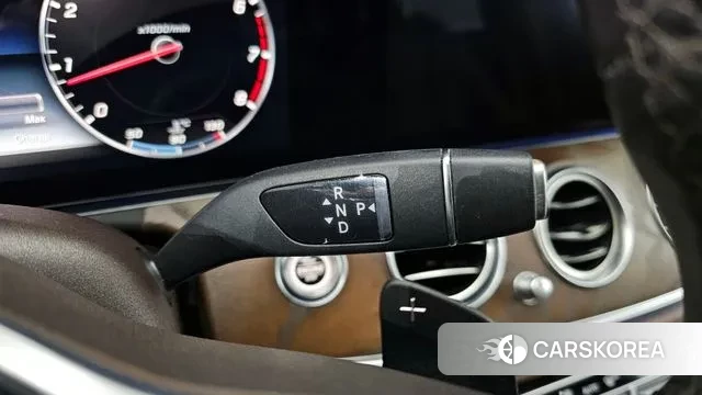 Mercedes-Benz E-Class W213 id 3602092 из Кореи 19
