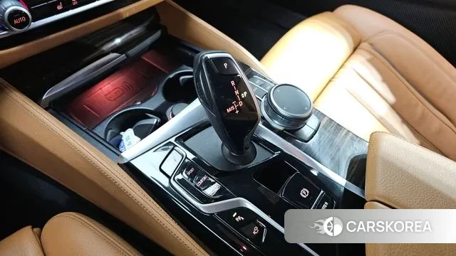 BMW 5 Series (G30) id 3597889 из Кореи 19