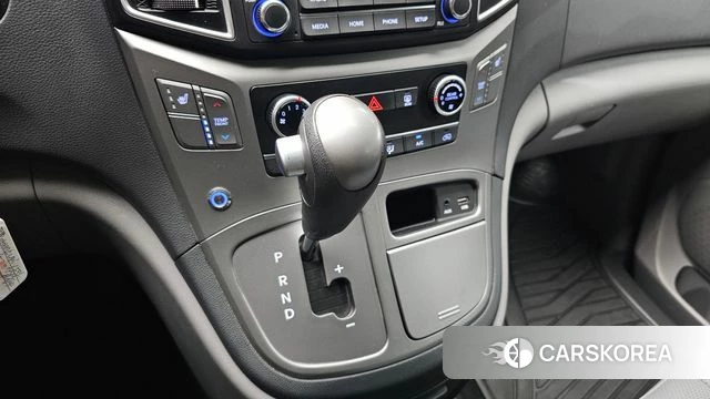 Hyundai The New Grand Starex id 4586721 из Кореи 19