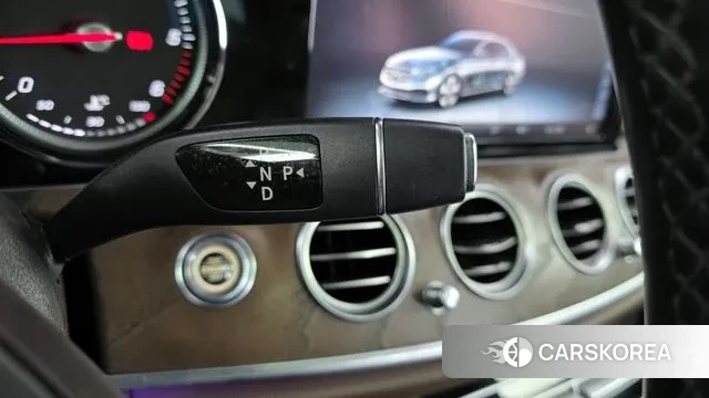 Mercedes-Benz E-Class W213 id 3588641 из Кореи 19