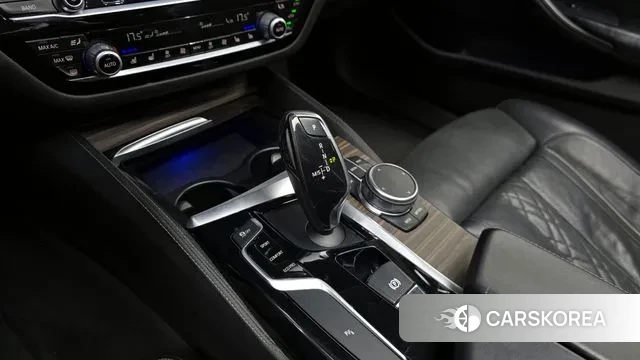 BMW 5 Series (G30) id 3013840 из Кореи 19