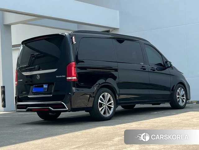 Mercedes-Benz V-class id 4277718 из Китая 15