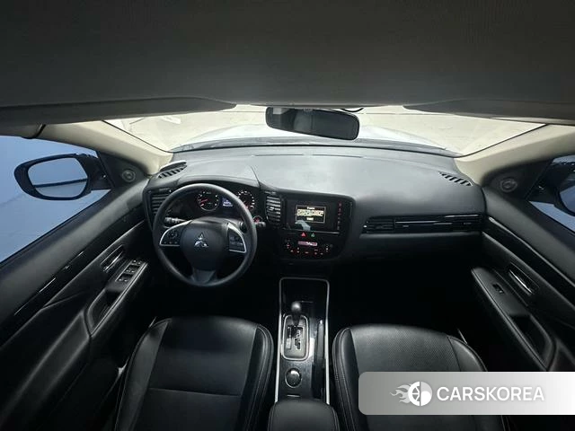 Mitsubishi  Outlander id 4207645 из Китая 21