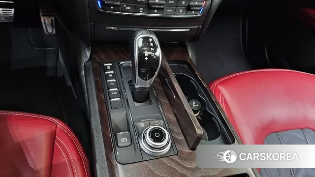 Maserati Ghibli id 3134605 из Кореи 19