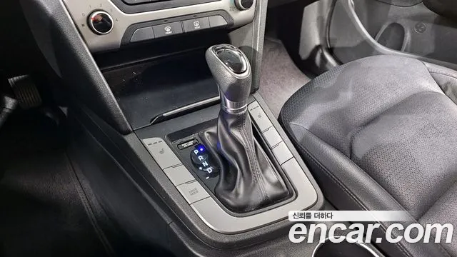 Hyundai Avante AD id 2367880 из Кореи 19