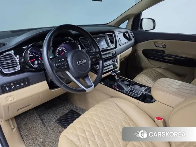 Kia The New Carnival id 3284589 из Кореи 19