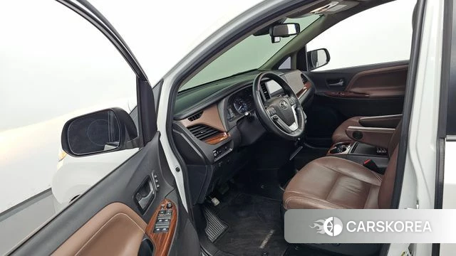 Toyota Sienna id 4417407 из Кореи 45