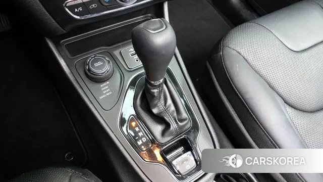 Jeep Cherokee (KL) id 3717834 из Кореи 19