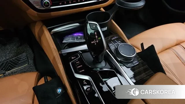 BMW 5 Series (G30) id 3406855 из Кореи 19