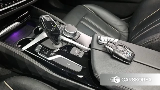 BMW 5 Series (G30) id 3095698 из Кореи 19