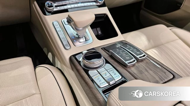 Genesis G90 id 4310769 из Кореи 19