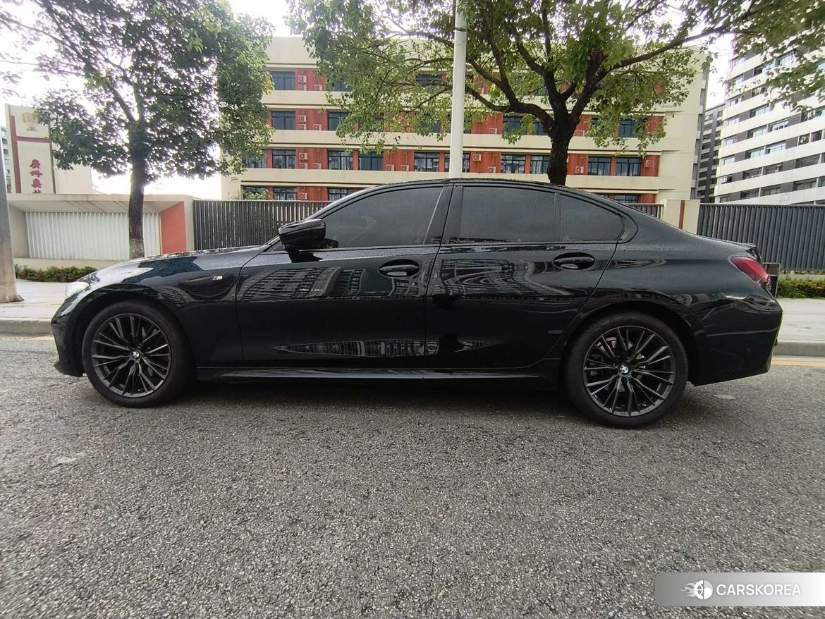 BMW 3 series id 4455426 из Китая 9