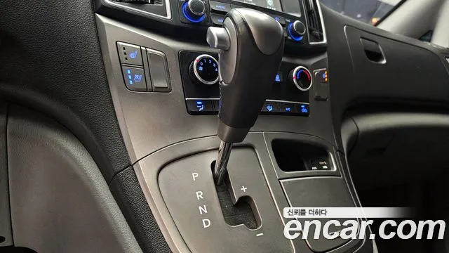 Hyundai The New Grand Starex id 2703551 из Кореи 19