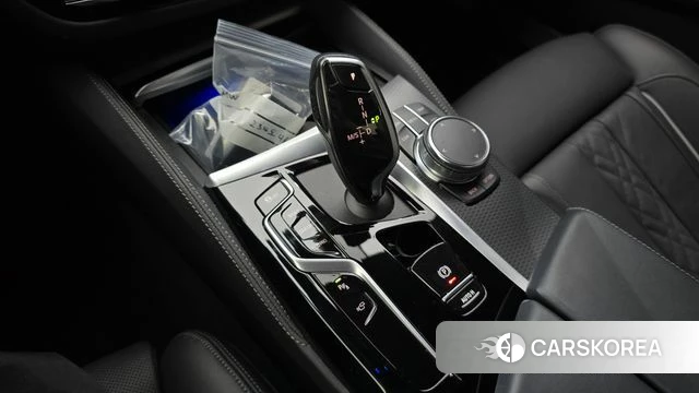 BMW 5 Series (G30) id 4665626 из Кореи 19
