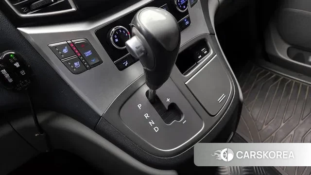 Hyundai The New Grand Starex id 3547184 из Кореи 19