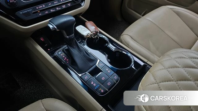 Kia The New Carnival id 4672391 из Кореи 19
