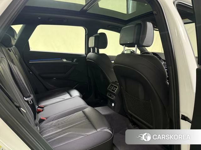 Audi Q5L id 4272626 из Китая 9