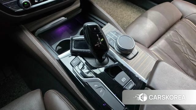 BMW 5 Series (G30) id 4551576 из Кореи 32
