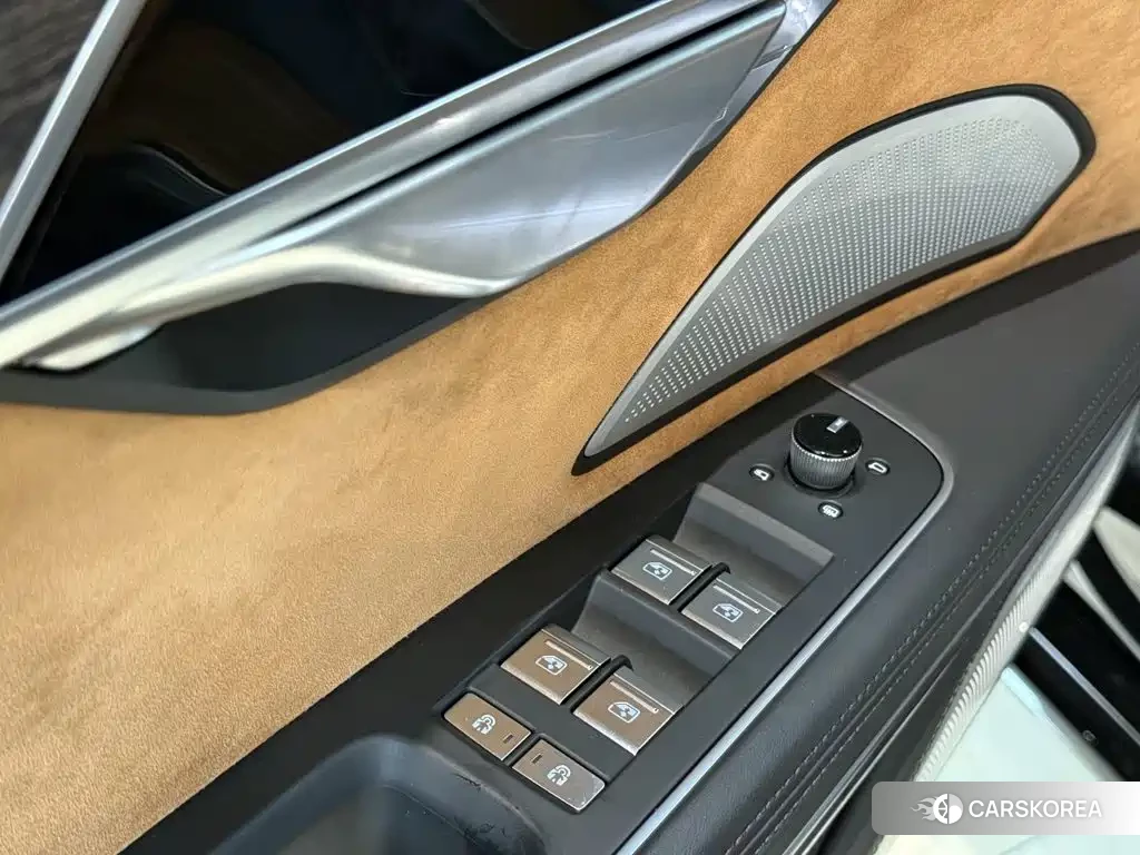 Audi A8 id 4601863 из Китая 34