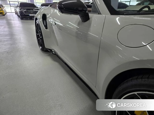 Porsche 911(992) id 4248966 из Кореи 19